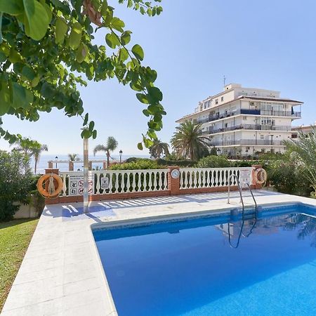 Carabeo 23- Acceso A La Playa Apartman Nerja Kültér fotó