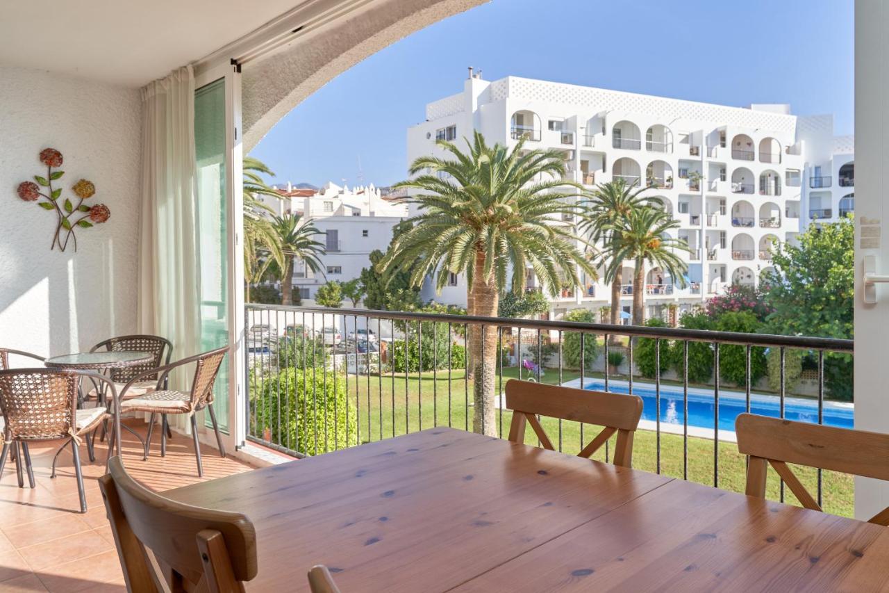 Carabeo 23- Acceso A La Playa Apartman Nerja Kültér fotó