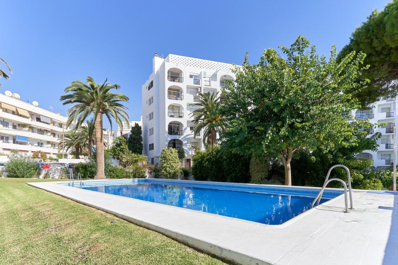 Carabeo 23- Acceso A La Playa Apartman Nerja Kültér fotó