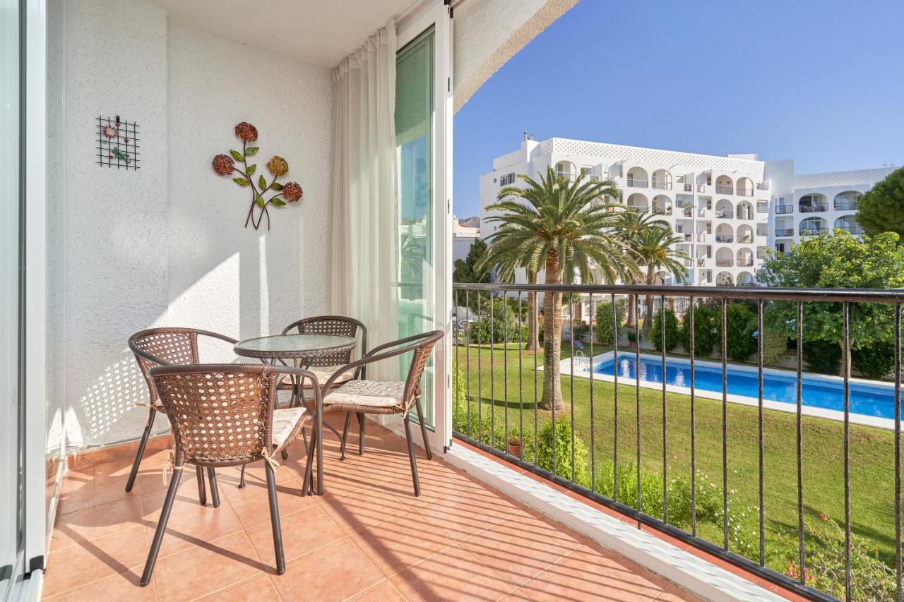 Carabeo 23- Acceso A La Playa Apartman Nerja Kültér fotó