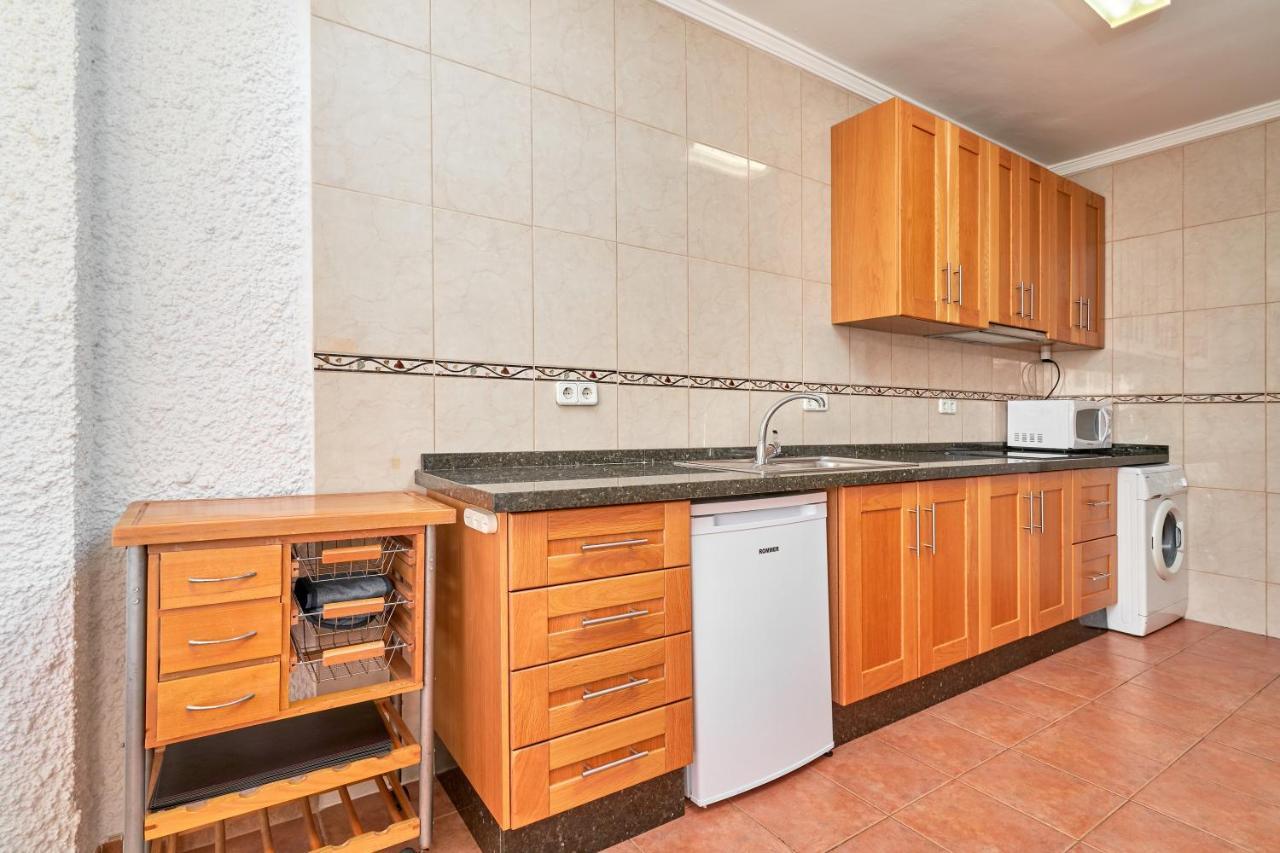 Carabeo 23- Acceso A La Playa Apartman Nerja Kültér fotó