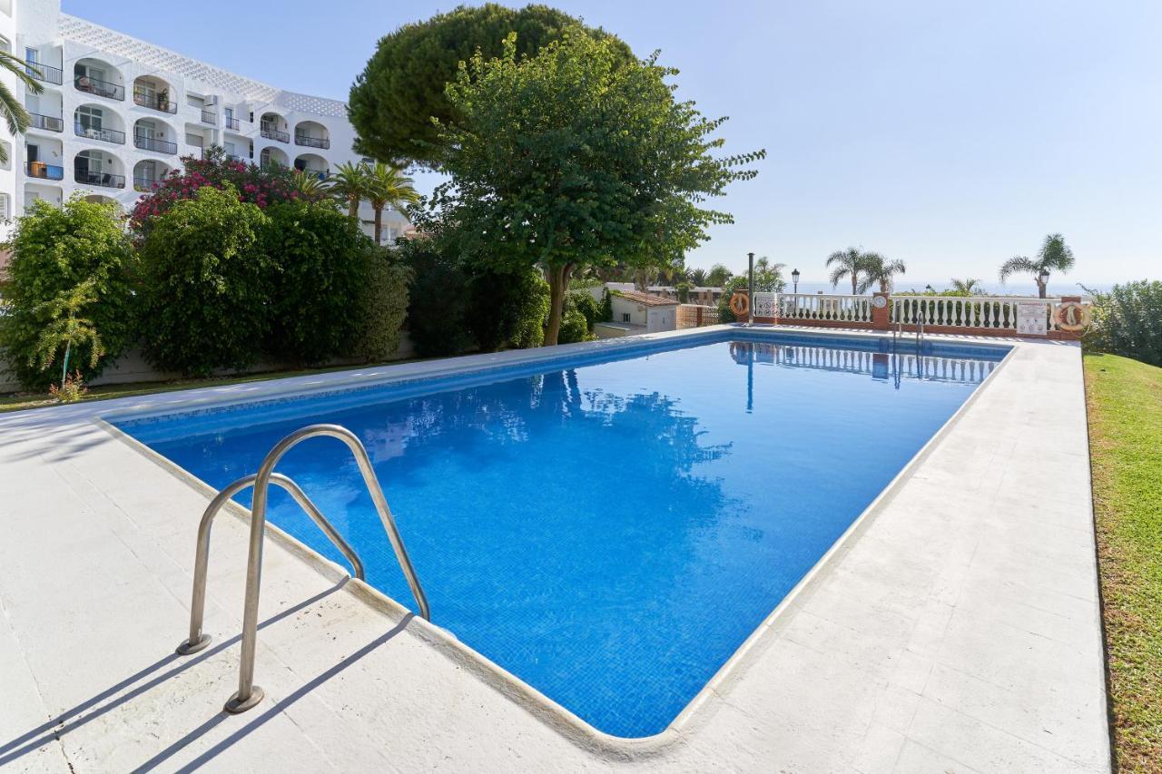 Carabeo 23- Acceso A La Playa Apartman Nerja Kültér fotó