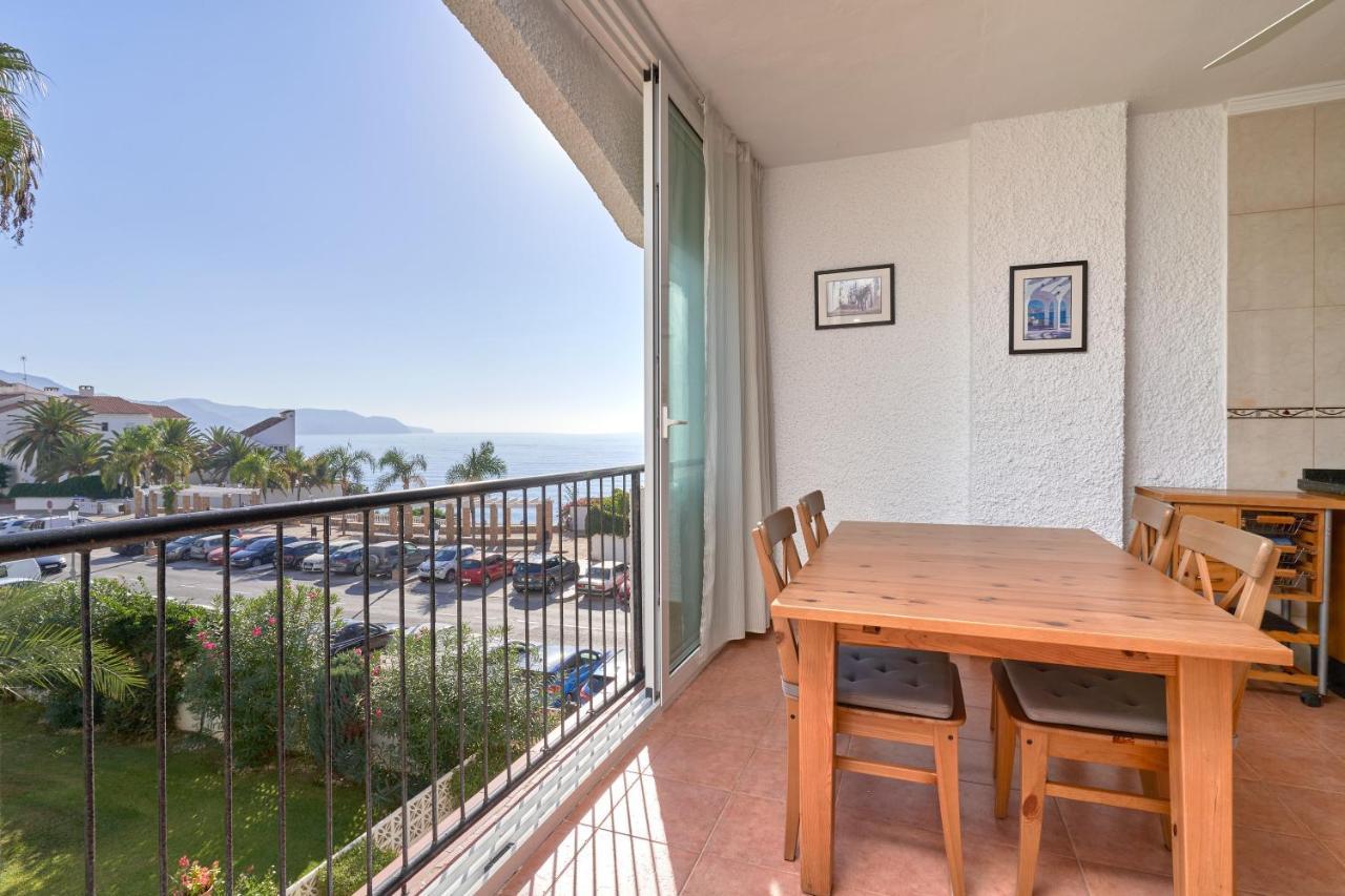 Carabeo 23- Acceso A La Playa Apartman Nerja Kültér fotó