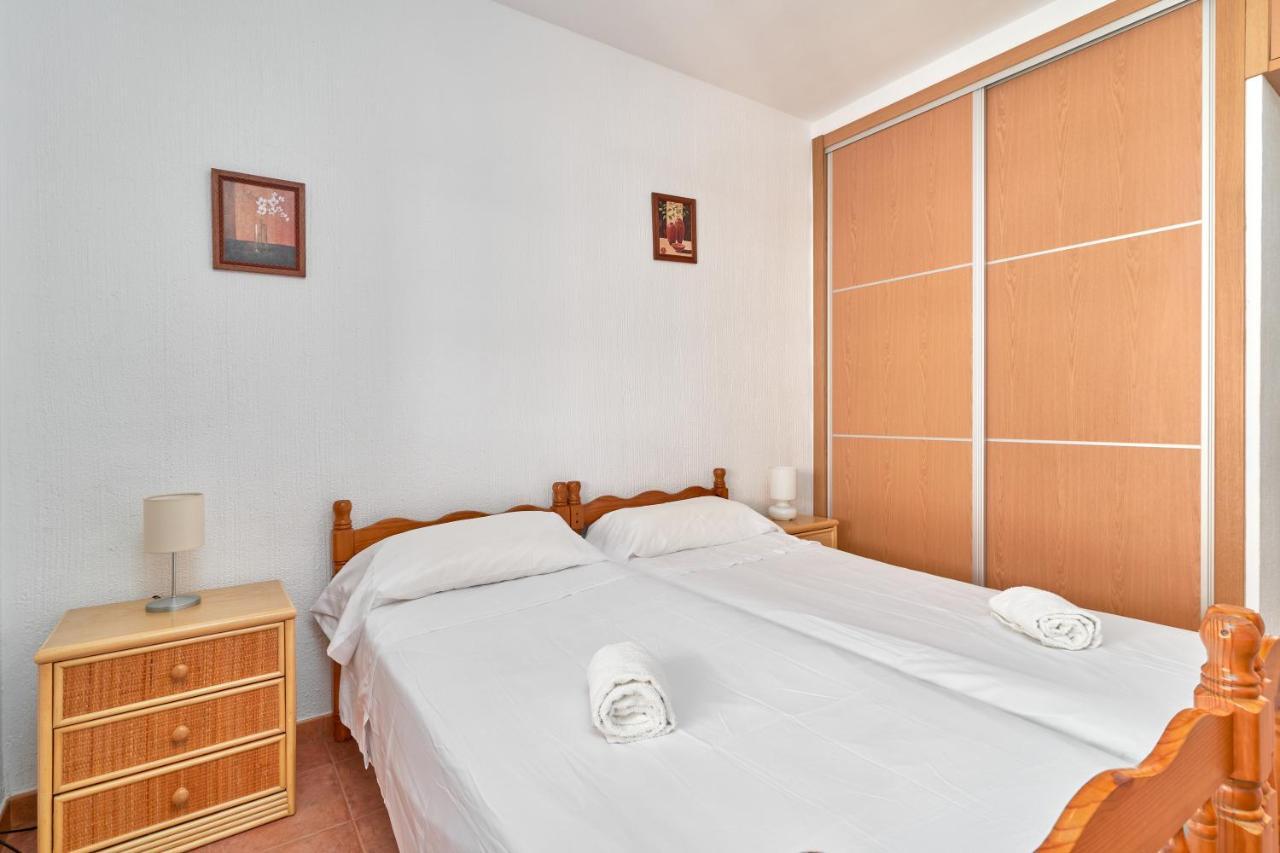Carabeo 23- Acceso A La Playa Apartman Nerja Kültér fotó