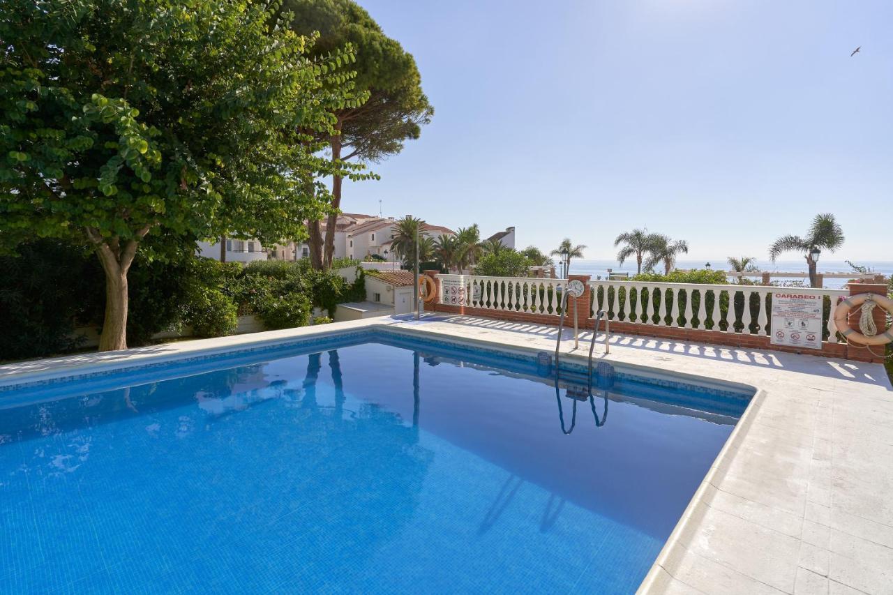 Carabeo 23- Acceso A La Playa Apartman Nerja Kültér fotó